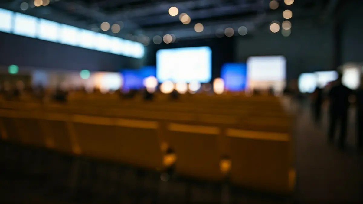 Irudi generikoa kongresu areto baten barrualdekoa, hitzaldi bat emateko prestatua.