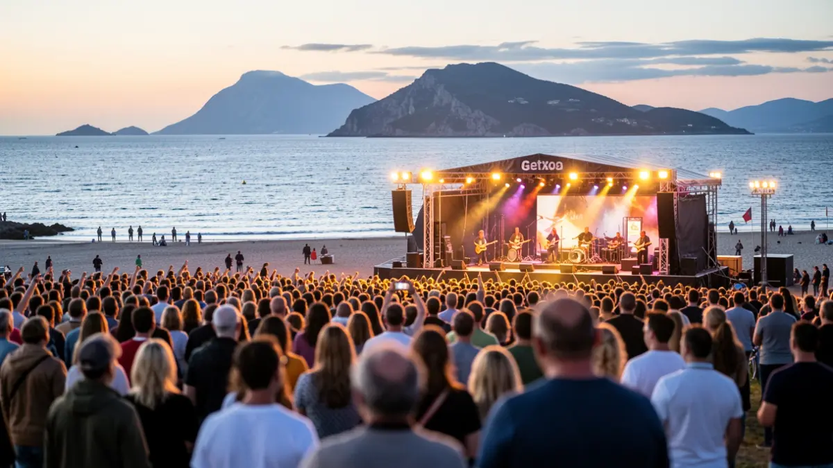 Getxoko Ereaga hondartzan arratsaldeko argitan girotutako musika jaialdi bat.