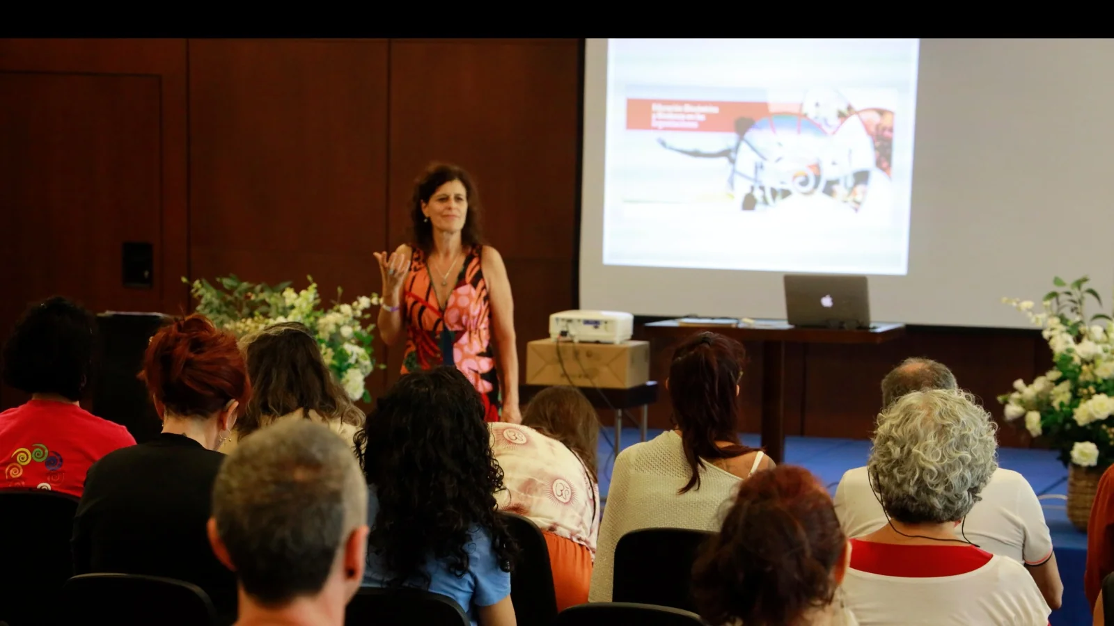 Universidad Biocéntrica-k Biocentro Hezitzaileentzako prestakuntza berria bultzatzen du Euskal Herrian